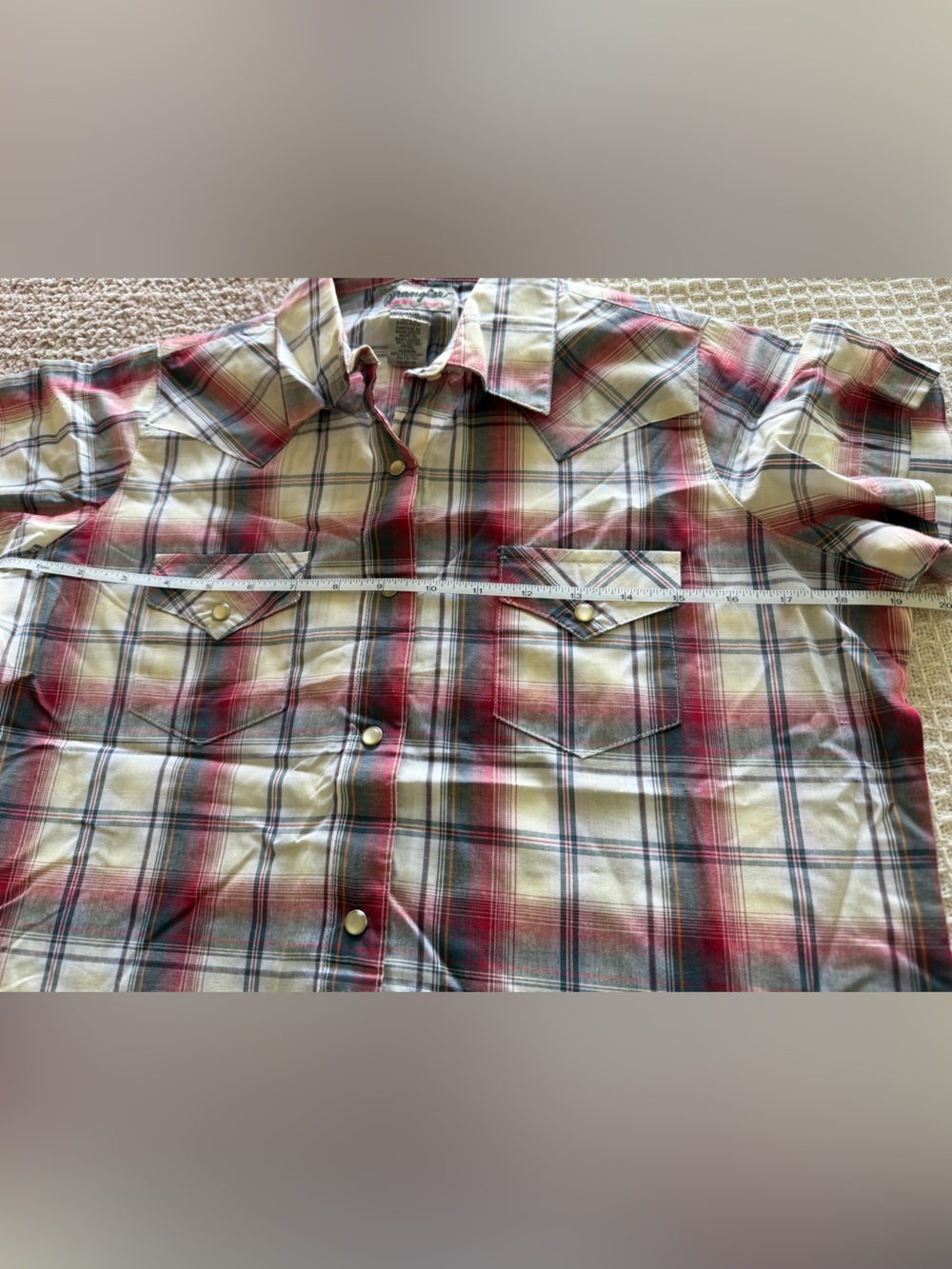 Women’s wrangler Plaid Button-Up Shirt - Red/White and Black/White. - Picture 3 of 12